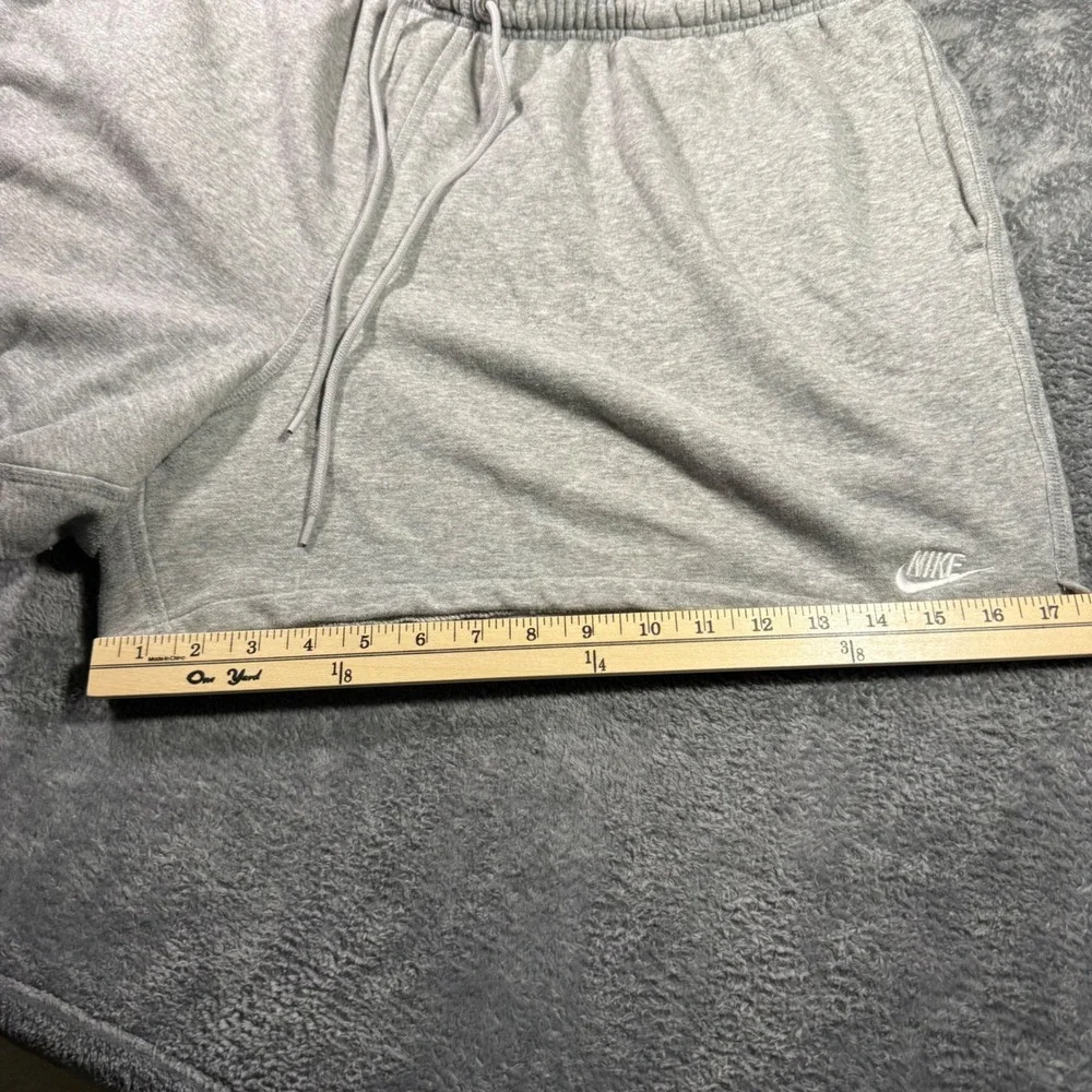Nike Mens Sportswear Club Fleece Shorts Heather Grey XXL 5 Inch Inseam